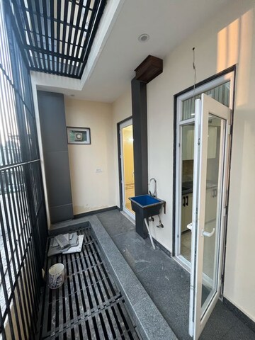 Building Lobby in 2 BHK Builder Floor at Dlf Phase I – for Rent