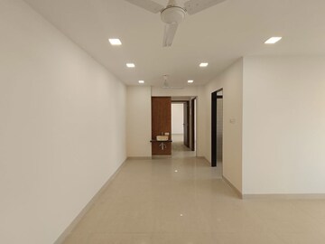 3 BHK Apartment For Rent in Triumph Tower, Malad West