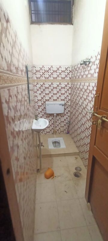 Bathroom in 2 BHK Builder Floor at Parvati Complex Indira Nagar, Indira Nagar – for Rent