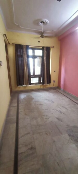 Room in 2 BHK Builder Floor at Parvati Complex Indira Nagar, Indira Nagar – for Rent