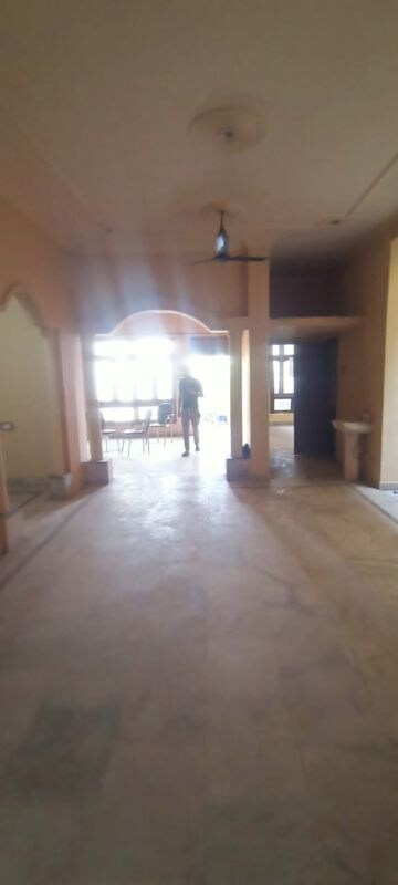 Room in 2 BHK Builder Floor at Parvati Complex Indira Nagar, Indira Nagar – for Rent