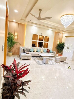 Master Bedroom in 5 BHK Independent House at Mansarovar – for Sale