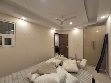 Master Bedroom in 2 BHK Builder Floor at Chattarpur – for Rent