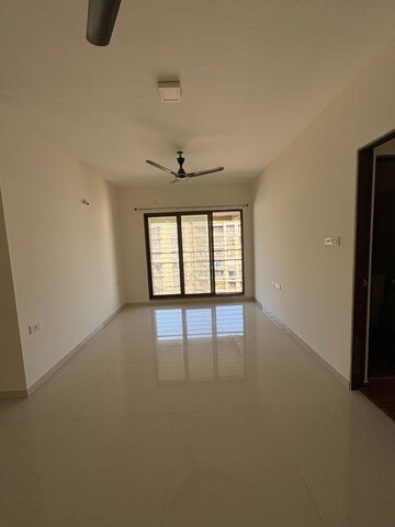 2 BHK Apartment For Rent in Acme Ozone, Manpada