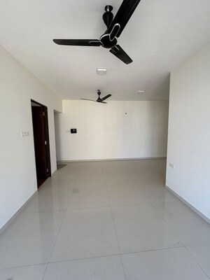 Room in 2 BHK Apartment at Acme Ozone, Manpada – for Rent