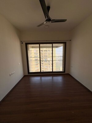 Room in 2 BHK Apartment at Acme Ozone, Manpada – for Rent