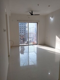 2 BHK Apartment For Rent in Godrej Hillside 2