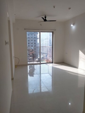 2 BHK Apartment For Rent in Godrej Hillside 2, Mahalunge