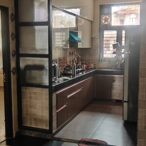 Kitchen in 3 BHK Builder Floor at Sector 31 – for Rent