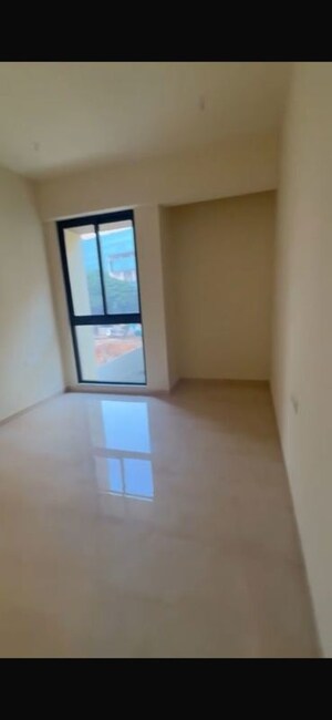 Room in 2 BHK Apartment at Lodha Sterling, Kolshet Road – for Sale