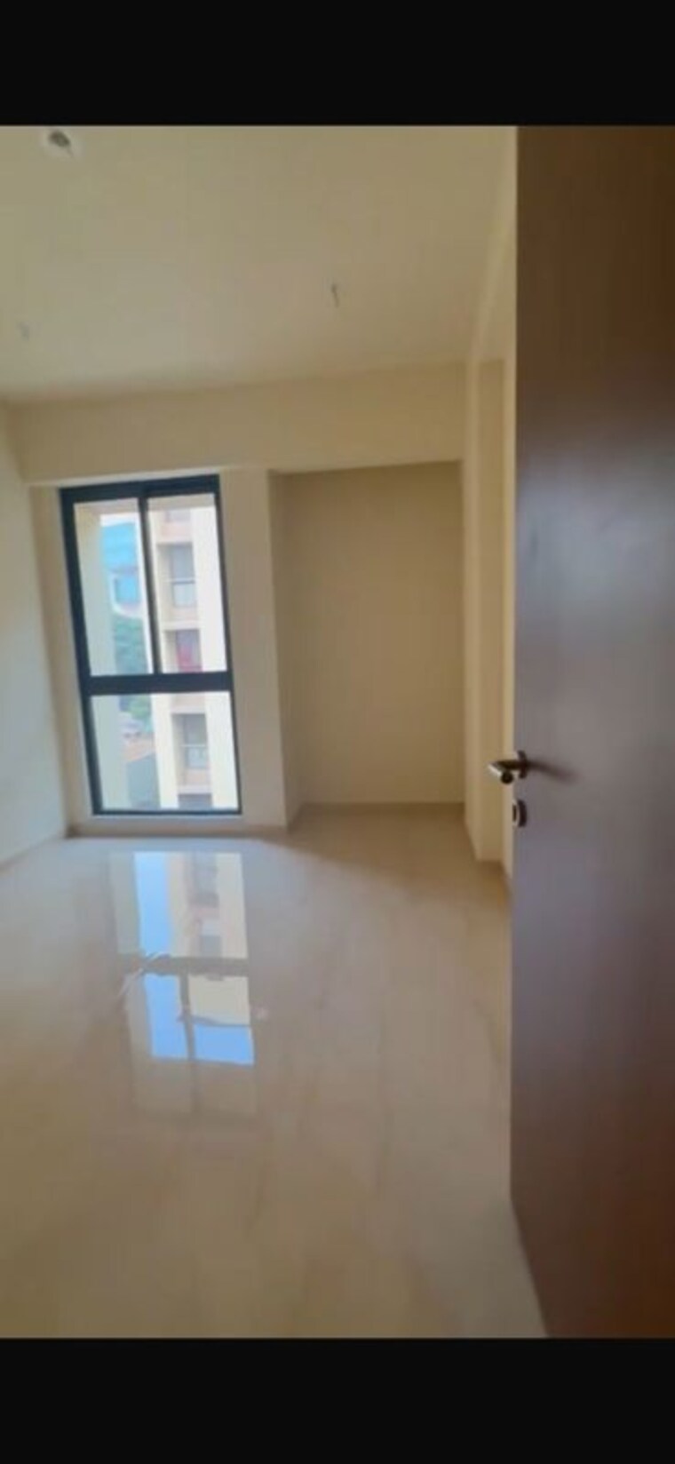 Room, lodha-sterling 2 Bedroom 1100 Sq.Ft. Apartment In Kolshet Road Thane 9793257