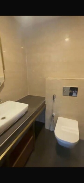 Furnished Amenities in 2 BHK Apartment at Lodha Sterling, Kolshet Road – for Sale