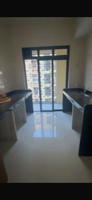 2 BHK Apartment For Sale in Lodha Sterling, Kolshet Road
