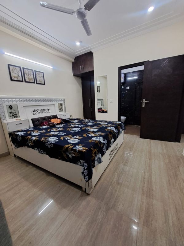 1 BHK + Extra Room Builder Floor For Rent in Ansal Sushant Lok I