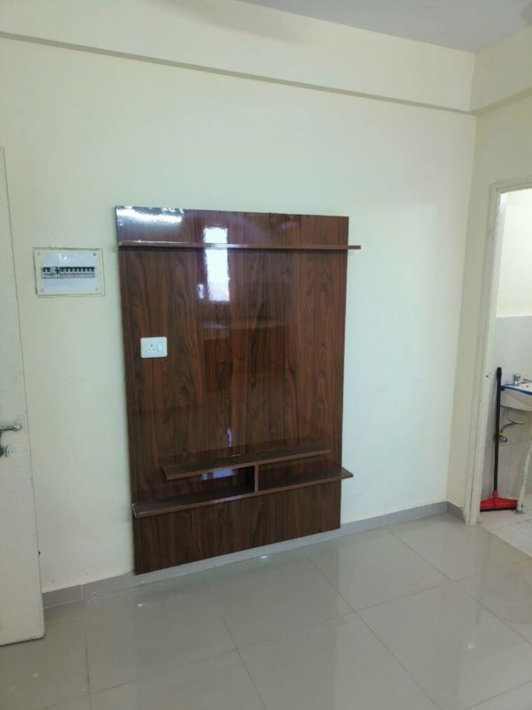 Room, pyramid-altia 1 Bedroom 368 Sq.Ft. Apartment In Sector 70 Gurgaon 9793375
