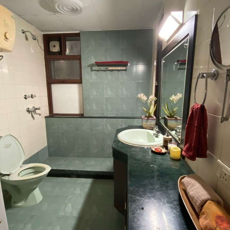 Kitchen, vipul-belmonte 3.5 Bedroom 2490 Sq.Ft. Apartment In Sector 53 Gurgaon 9793385