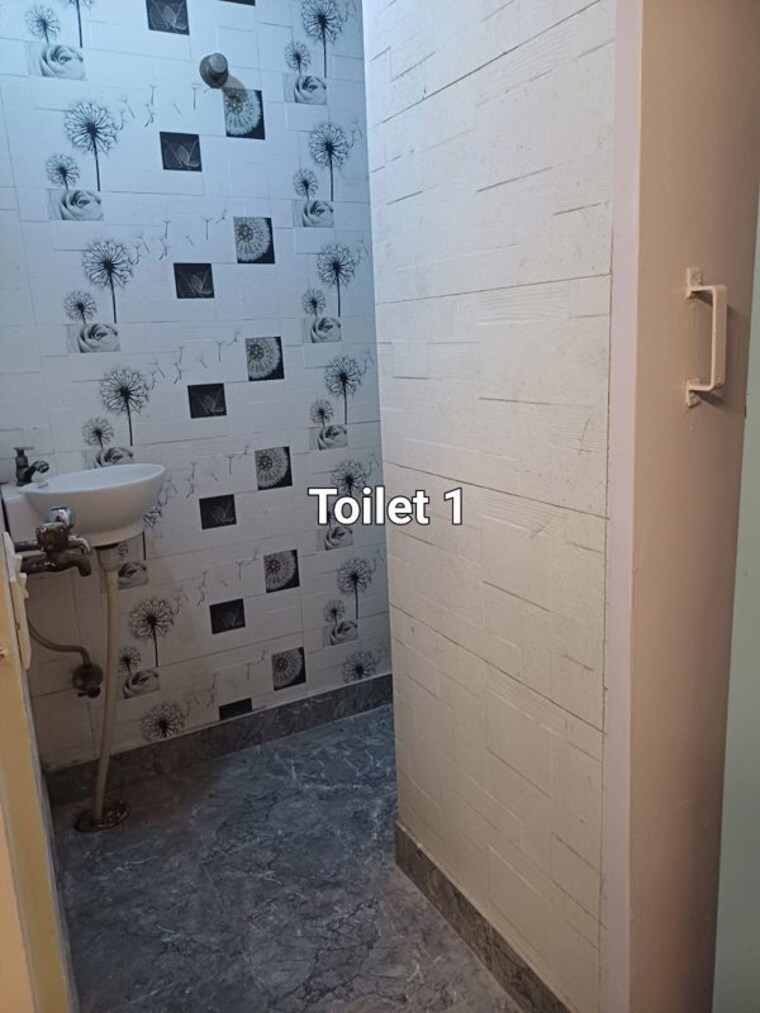 Attached Bathroom, ip extension 3 Bedroom 1580 Sq.Ft. Apartment In Ip Extension Delhi 9793213