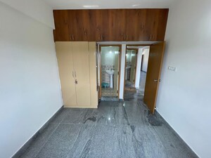 Room in 2 BHK Apartment at Aashiyana Apartment JP Nagar, Jp Nagar – for Rent