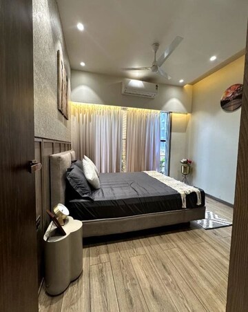 Master Bedroom in 1 BHK Builder Floor at Virat CHS, Goregaon East – for Sale