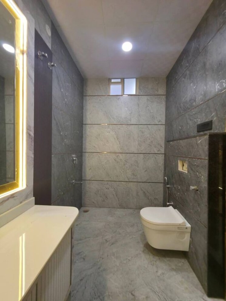 Bathroom, vaishali nagar 4 Bedroom 152 Sq.Yd. Villa In Vaishali Nagar Jaipur 9793415