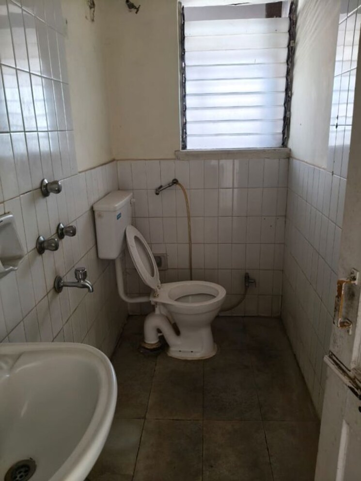 Bathroom, army-welfare-chs 3.5 Bedroom 1280 Sq.Ft. Apartment In Nerul Navi Mumbai 9793419