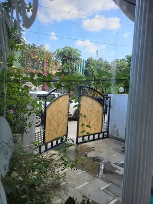 3 BHK Builder Floor – Exterior View View at Laxmipur - for Rent