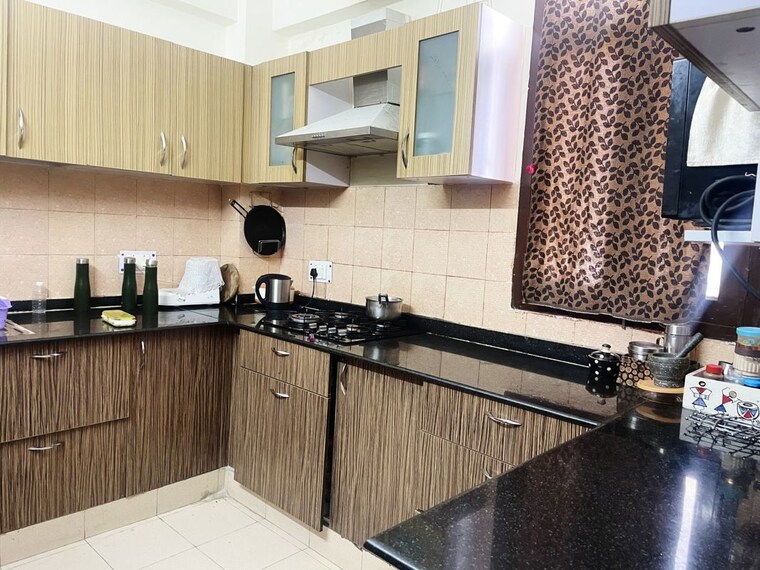 Kitchen, pc-treasure-valley 3 Bedroom 1500 Sq.Ft. Apartment In East Canal Road Dehradun 9793605