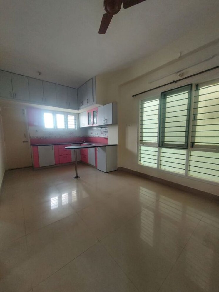 Room, sri-residency-btm-layout 2 Bedroom 1000 Sq.Ft. Apartment In Btm Layout Bangalore 9793619