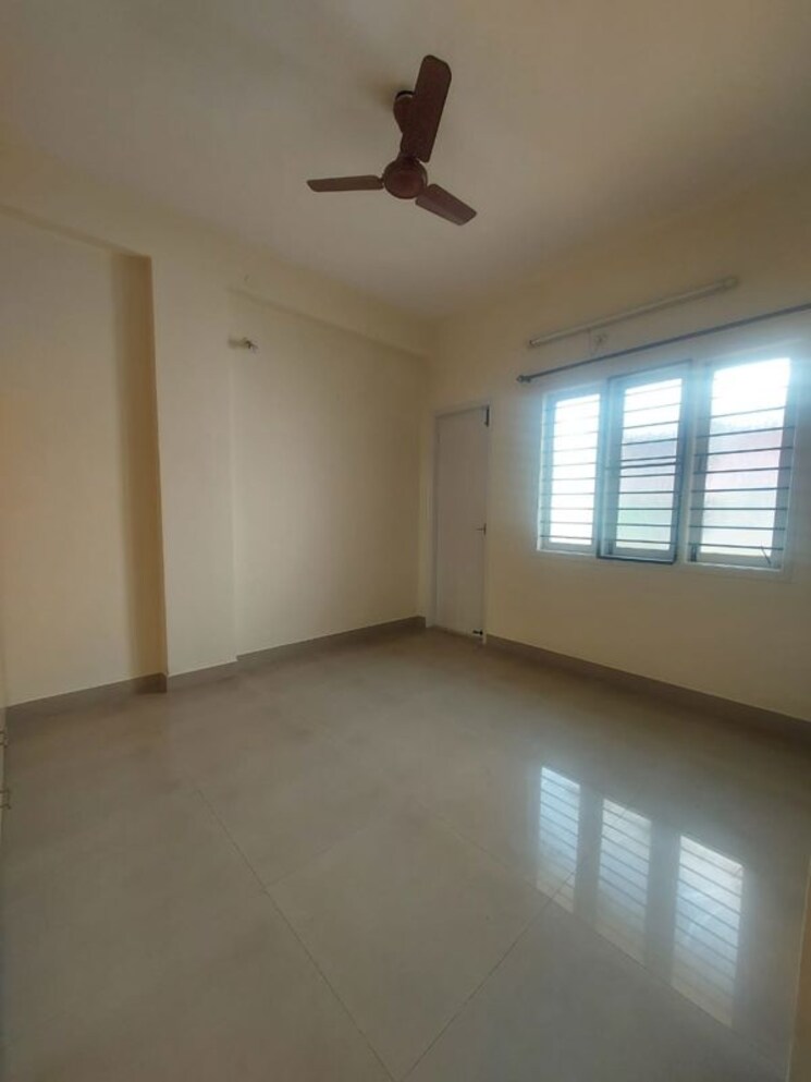 Room, sri-residency-btm-layout 2 Bedroom 1000 Sq.Ft. Apartment In Btm Layout Bangalore 9793619
