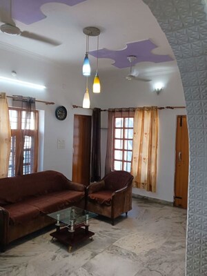 2 BHK Builder Floor For Rent in Dalanwala