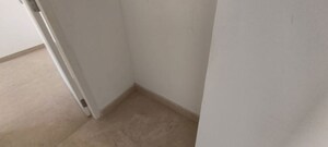 Room in 2 BHK Apartment at Kanakia Silicon Valley, Powai – for Rent