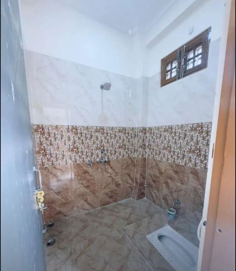 Bathroom, gomti nagar 2 Bedroom 1600 Sq.Ft. Apartment In Gomti Nagar Lucknow 9793694