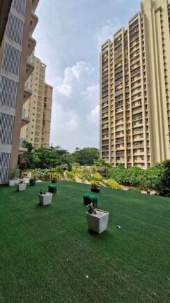 4 BHK + Pooja Room Apartment For Sale in Mansarovar Residency