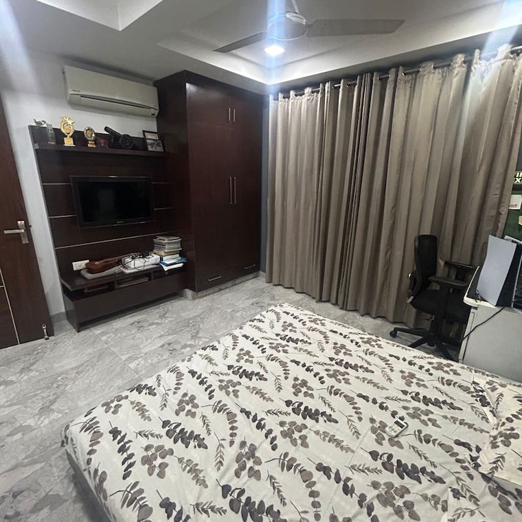 Bedroom, dlf phase iv 3 Bedroom 1500 Sq.Ft. Apartment In Dlf Phase iv Gurgaon 9793854