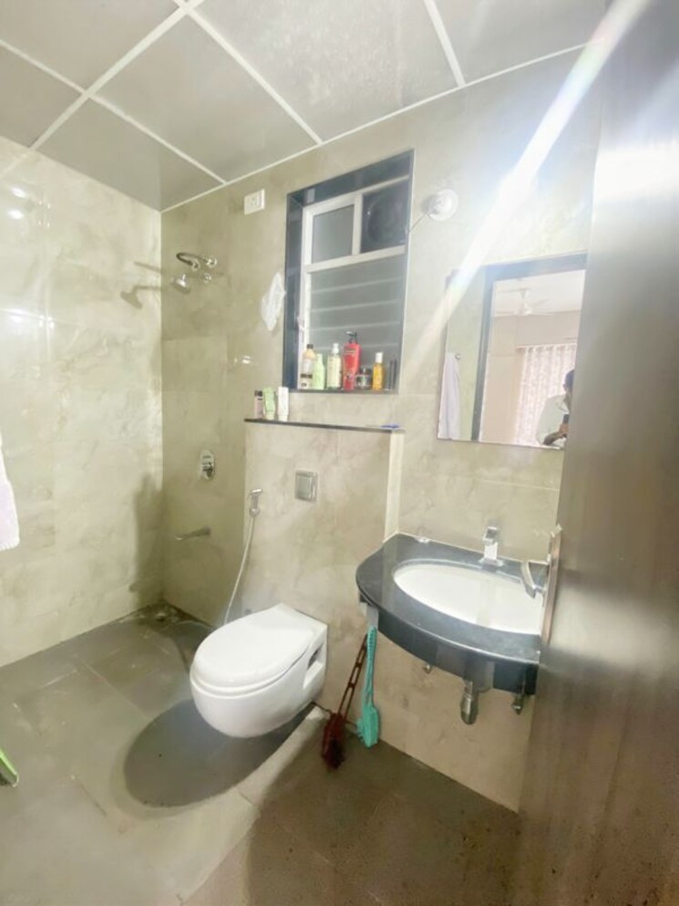 Bathroom, nyati-elysia 2 Bedroom 790 Sq.Ft. Builder Floor In Kharadi Pune 9793870