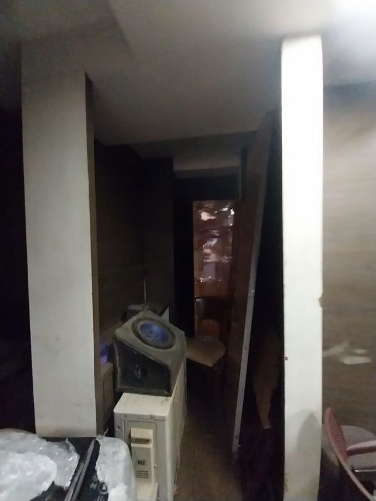 Other, andheri east Commercial Shop 525 Sq.Ft. In Andheri East Mumbai 9793815