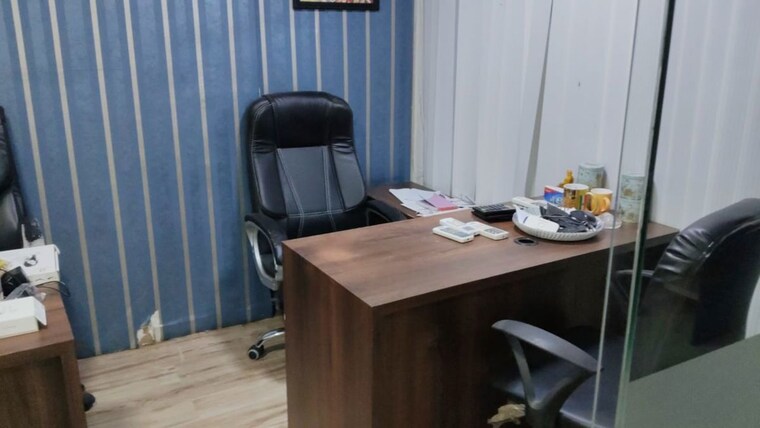 Team Area, vihan-commercial-complex Commercial Office Space 1350 Sq.Ft. In Goregaon East Mumbai 9793909