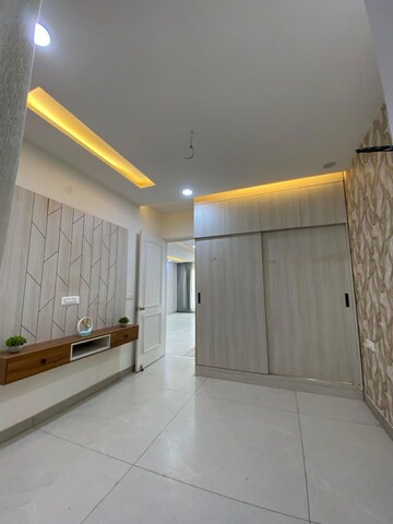Building Lobby in 4 BHK Villa at Sector 115 – for Sale