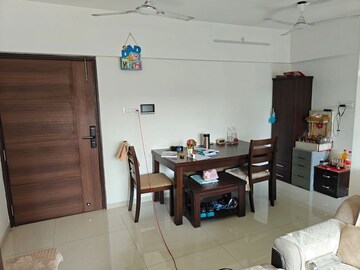Furnished Amenities in 2 BHK Apartment at Arkade Prime, Marol – for Rent