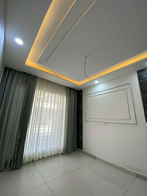 Room in 4 BHK Villa at Sector 115 – for Sale