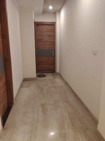 Room in 6+ BHK Independent House at Sector 92 – for Rent