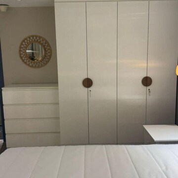 Bathroom in 3 BHK Apartment at Lodha Trump Tower, Kamala Mill – for Rent