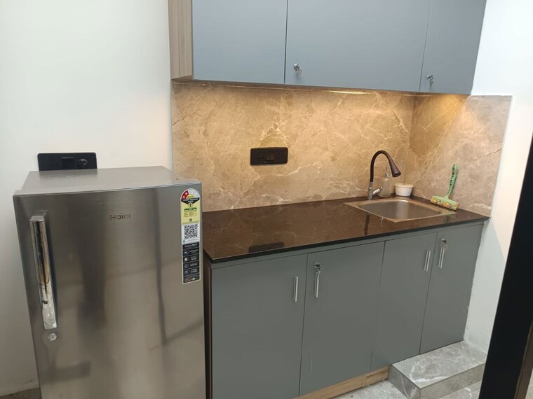 Kitchen, trehan-iris-techpark Commercial Office Space 1000 Sq.Ft. In Sector 48 Gurgaon 9793978