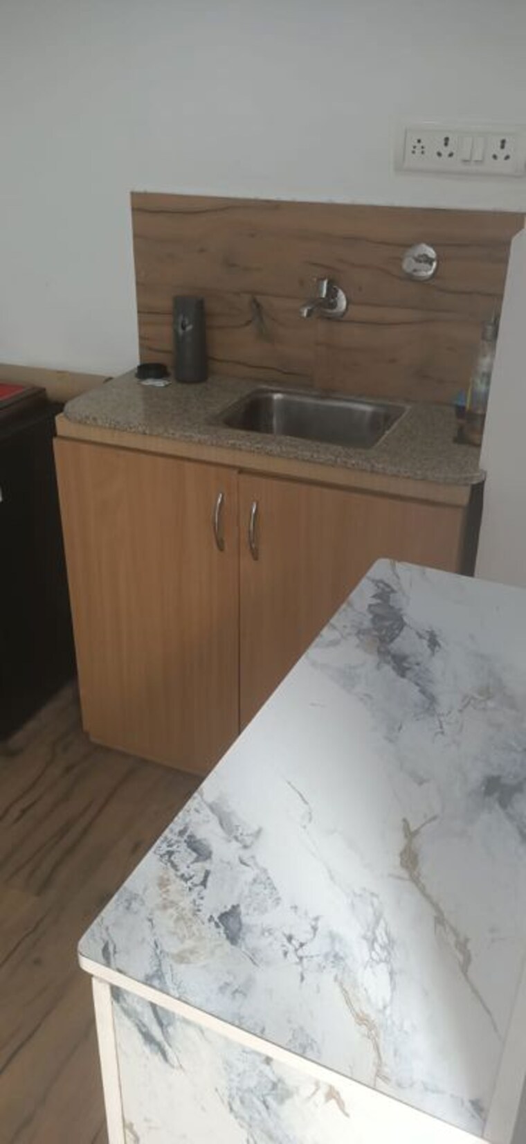 Kitchen, trehan-iris-techpark Commercial Office Space 1000 Sq.Ft. In Sector 48 Gurgaon 9793978