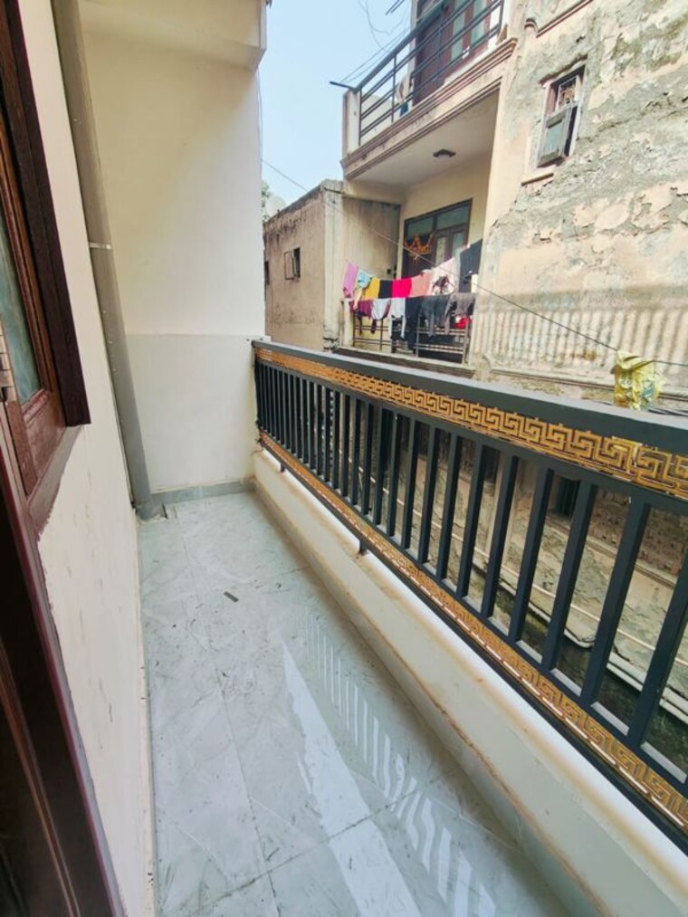 Balcony, neb sarai 2 Bedroom 850 Sq.Ft. Builder Floor In Neb Sarai Delhi 9793992