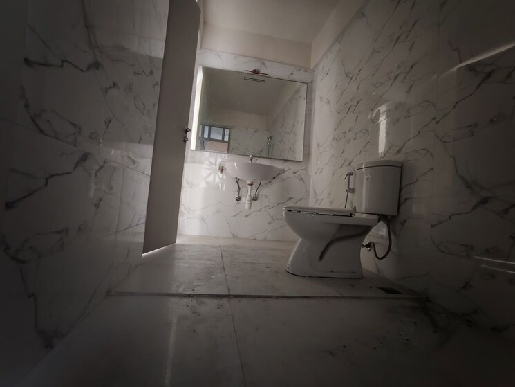 Bathroom, hiranandani-fortune-city 2 Bedroom 781 Sq.Ft. Apartment In New Panvel Navi Mumbai 9793995