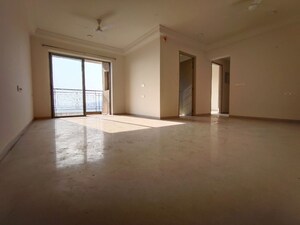 2 BHK Apartment For Rent in Hiranandani Fortune City, New Panvel