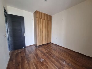 Room in 3 BHK Builder Floor at Signature Global Park 4 and 5, Sohna Sector 36 – for Rent