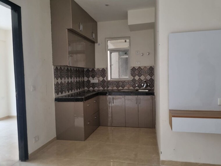 Kitchen, signature-global-park-4-and-5 3 Bedroom 1120 Sq.Ft. Builder Floor In Sohna Sector 36 Gurgaon 9793997