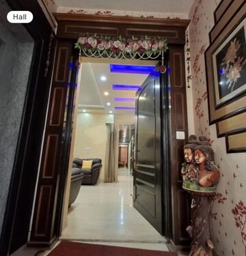 Building Lobby in 3 BHK Apartment at Butler Colony – for Rent